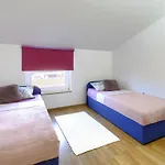 Homestay Pula