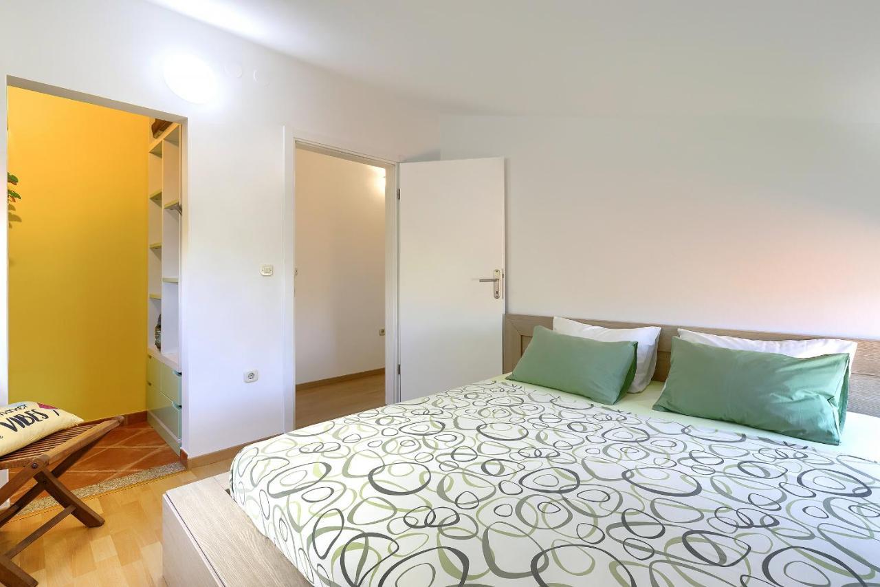 Homestay Pula